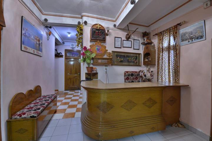 Hotel Ashish Inn Kandaghat Exterior foto