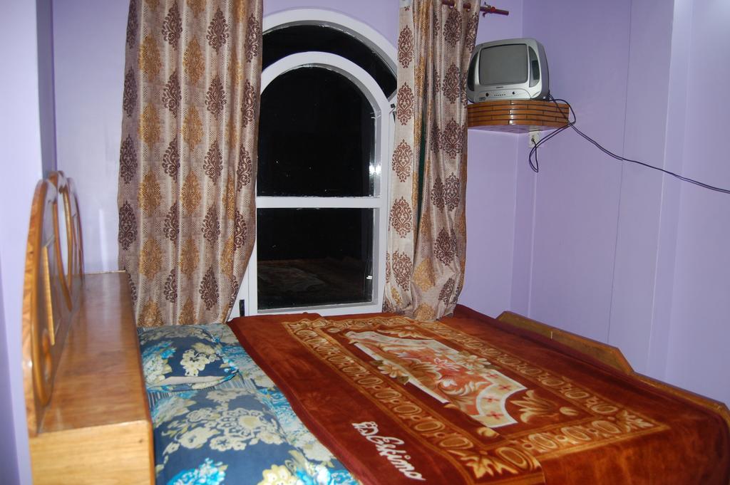 Hotel Ashish Inn Kandaghat Quarto foto