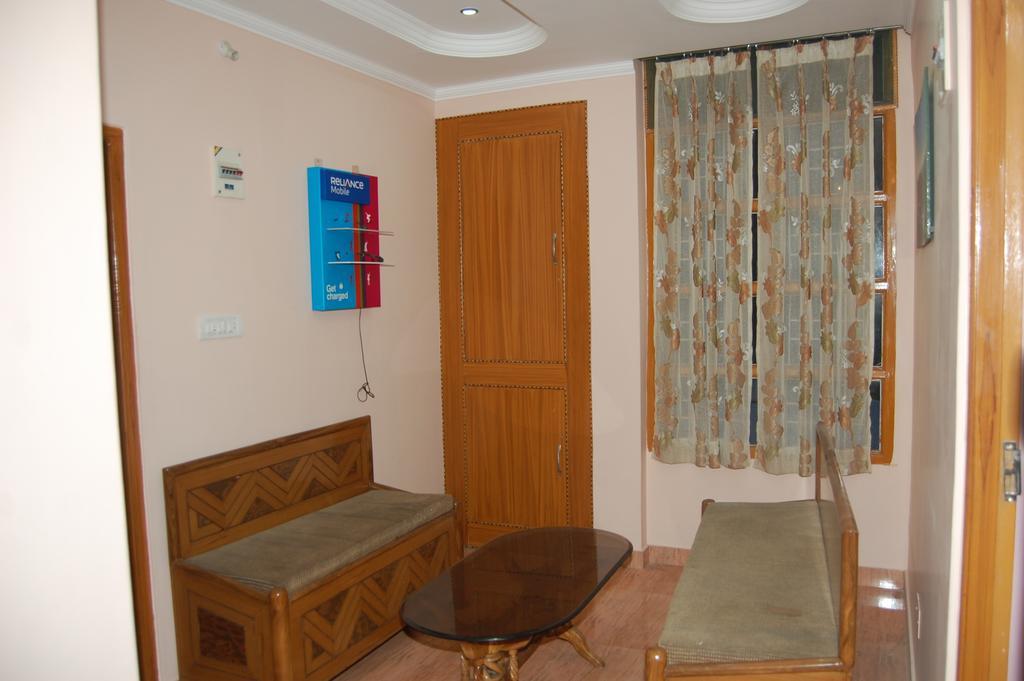 Hotel Ashish Inn Kandaghat Exterior foto